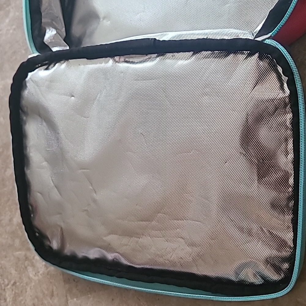 Adidas Lunch Box - Picture 4 of 5
